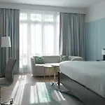 Marriott Opera Ambassador 4* Paris