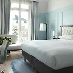 Marriott Opera Ambassador