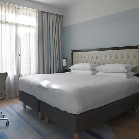 Hotel Marriott Opera Ambassador Parigi