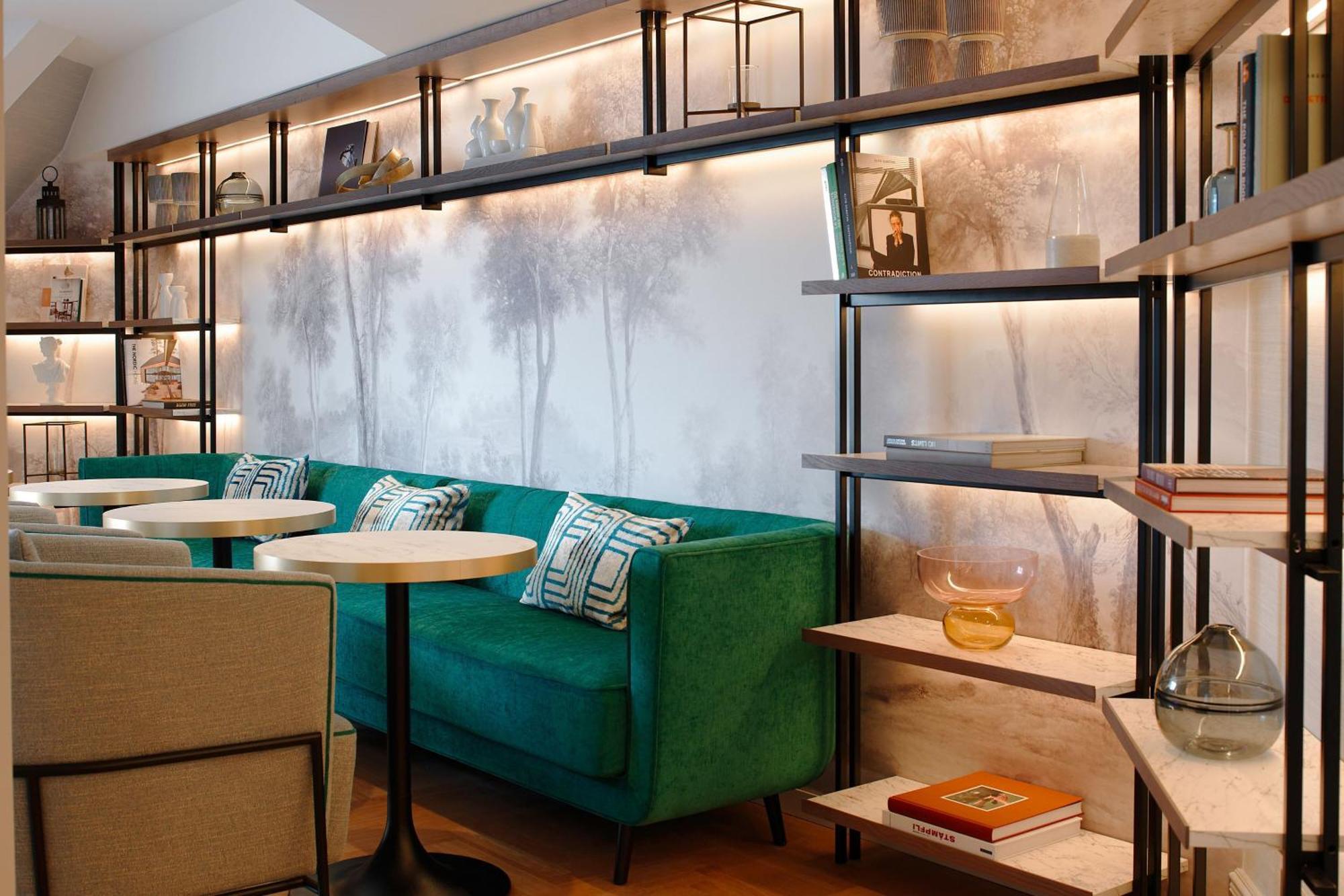 Marriott Opera Ambassador