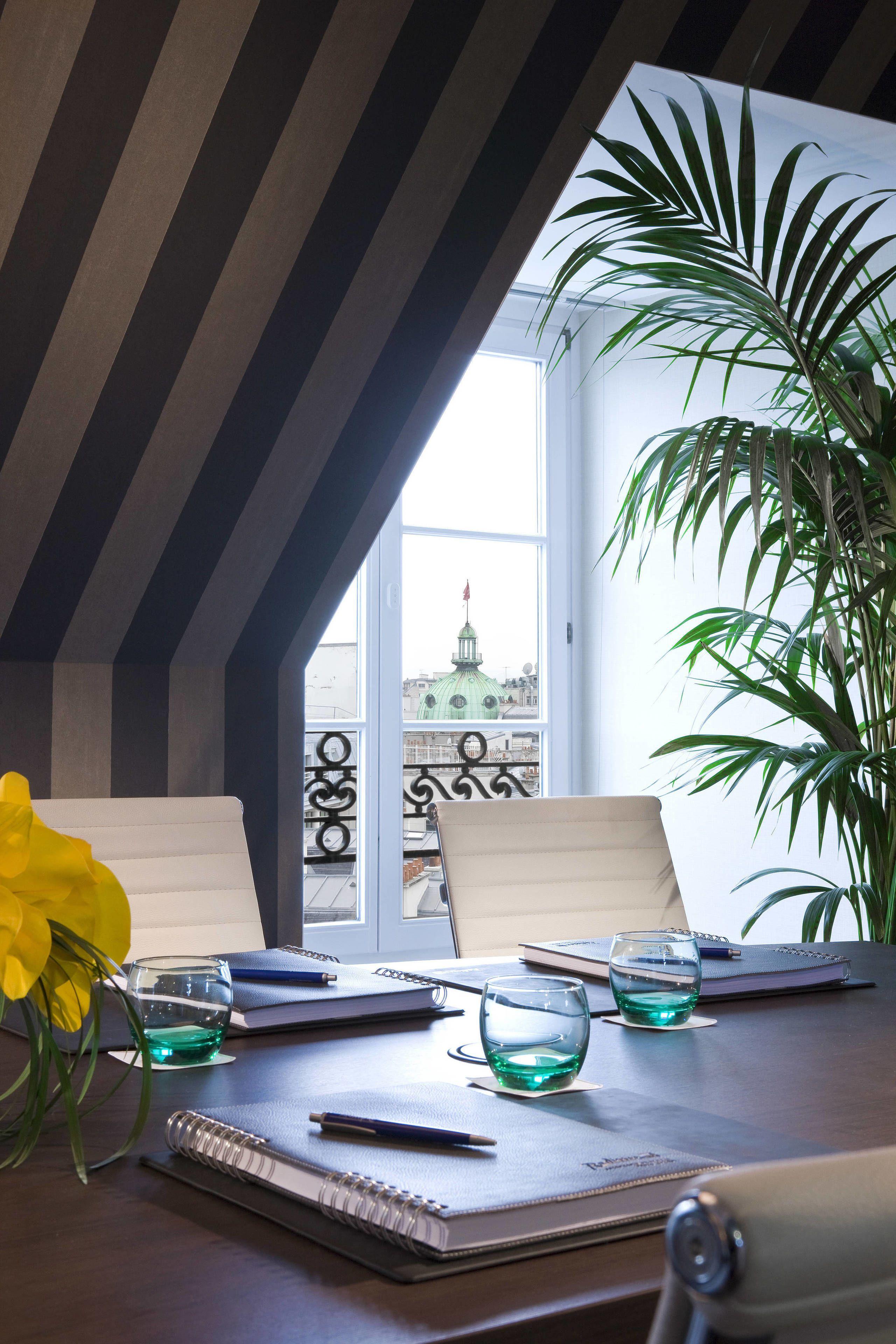 Marriott Opera Ambassador Hotel 4*