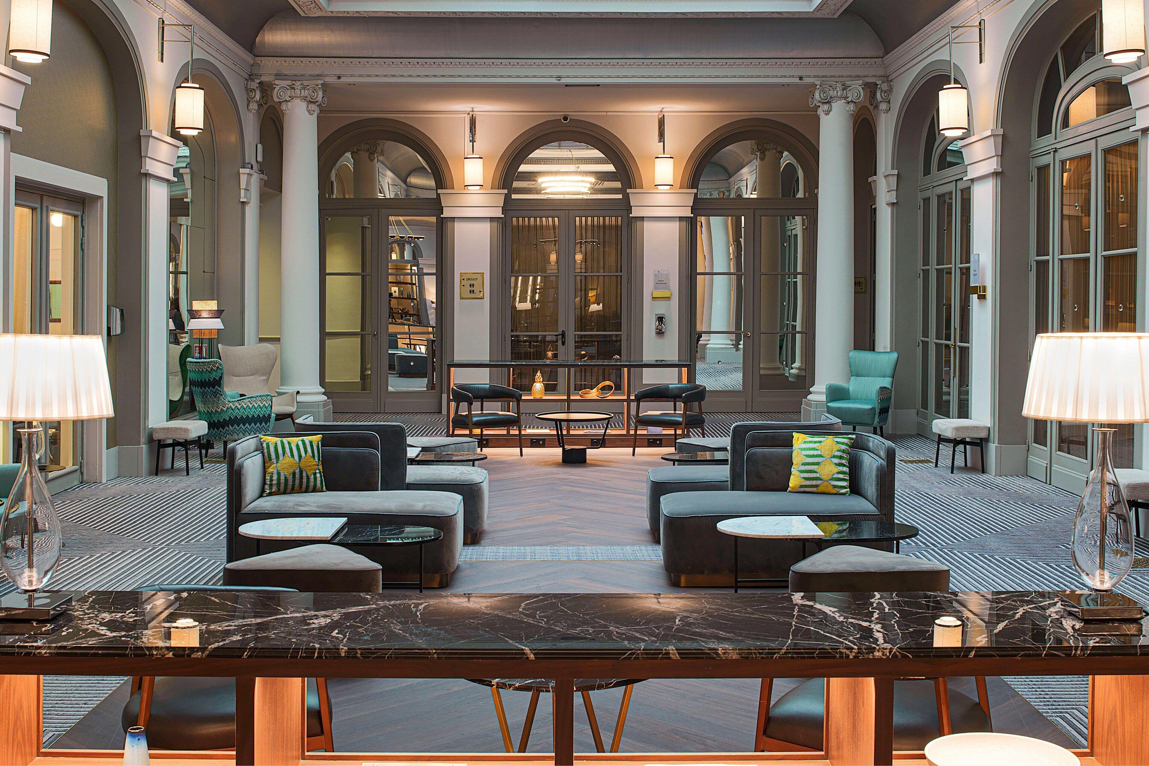 Hotel Marriott Opera Ambassador 4*