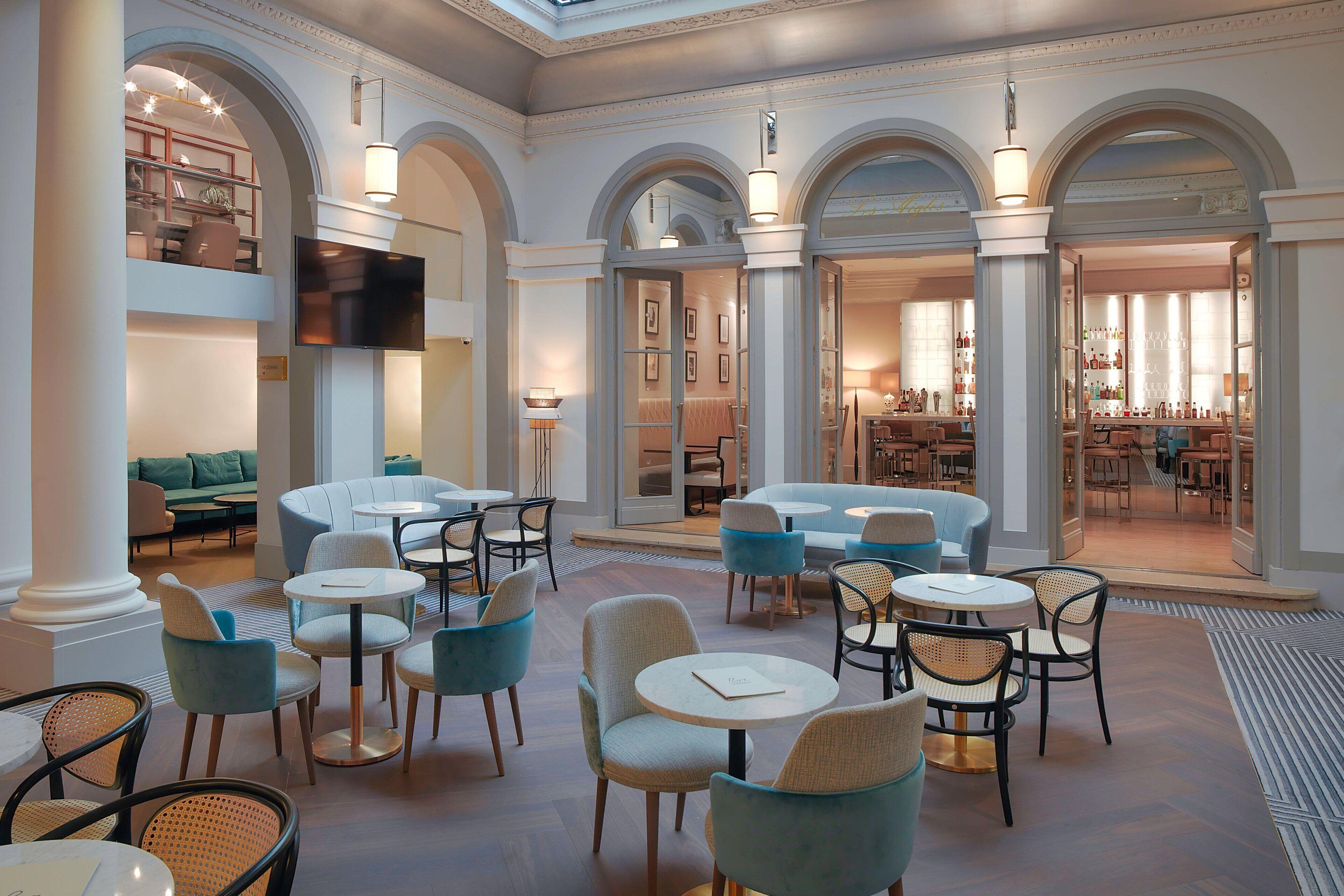 Hotel Marriott Opera Ambassador 4*